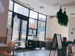 -必胜客(大坪英利店)