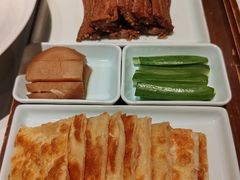 烙饼卷带鱼-北平楼·烤鸭·北京菜(牡丹园店)