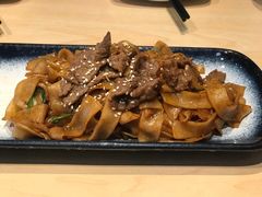 干炒牛肉河粉-避风塘(百联东郊店)