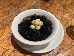 莲子红豆仙草蜜-陈鹏鹏潮汕菜(宝安机场T3航站楼店)