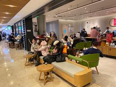 等位区-星巴克臻选(北京银泰店)