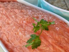 -茅草房·河畔园林火锅