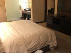 -青岛海尔洲际酒店