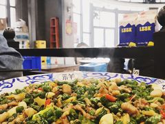 特色尖椒兔-江湖黑大兔(杨家坪店)