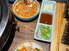 -明洞阿姨·韩式酱蟹烤肉·创意料理(三元桥店)