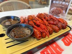 -肥肥虾庄·金牌油焖大虾(汉口城市广场店)