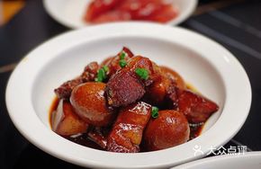 Braised Pork with Free-range Eggs