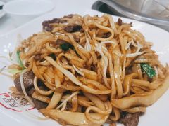 干炒牛河-潮发潮汕牛肉店(龙洞店)