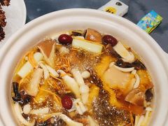 野生菌王汤-千滋百味·醉江澜花园餐厅(街道口店)