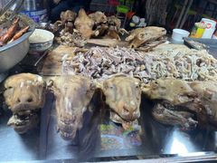 -正宁路小吃夜市