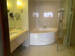 -庞大滦州国际大酒店