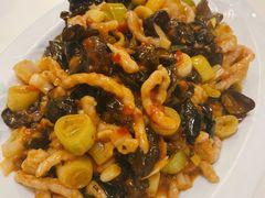 鱼香肉丝-付掌柜在成都·热炒砂锅集(金禾店)
