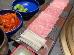 -铭牛烧肉·和牛海鲜自助(高新月牙湖店)
