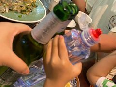 -三姐妹·海鲜大排档