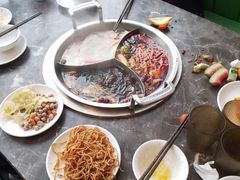 -刘一手重庆火锅(万达广场店)