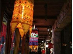 -老牌坊云南鱼豆花火锅(爱建店)
