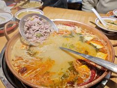 -洱火云南酸菜牛肉火锅(石景山当代商城店)