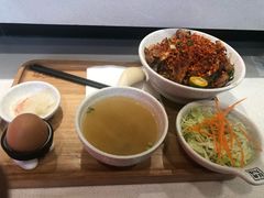 -熊吞·大碗丼烧肉饭(济宁万达广场店)