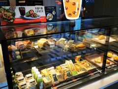 面包甜点陈列柜-星巴克臻选(珠海富华里店)