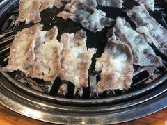 -唯成•韩国炭火烤肉 유성고기