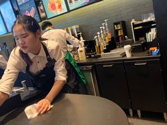 -星巴克臻选(宁波世纪东方广场店)