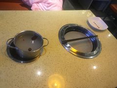 餐具摆设-鑫海汇海鲜烤肉火锅自助(七彩城店)