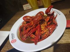 -叶派龙虾•招牌香辣蟹·海鲜(中海国际店)