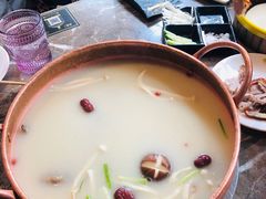 -三人行骨头王火锅(长寿店)