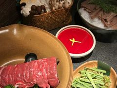 -三出山火锅(南京万象天地店)