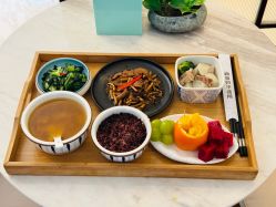 -尚圣月子会所·庄园式月子中心(萧山湘湖店)