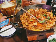-富正毅三下锅·湘西韵味(天门山索道店)
