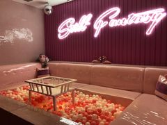 -范特西FANTASY量贩式KTV(民主广场店)