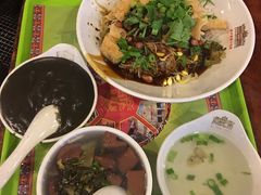 -海口骑楼小吃街