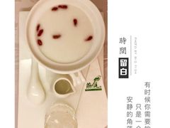 -燕庭·纯燕窝·甜品下午茶(南京西路店)