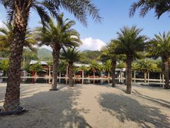 -腾冲洞山温泉村