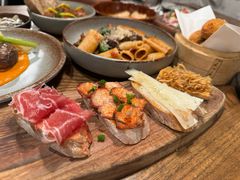 -Apollo·西班牙小酒馆(安福路店)