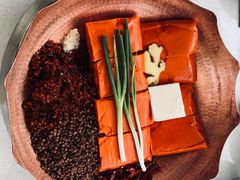 -墨居上隐·院子里火锅(峨眉店)