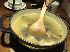 招牌清炖鸡汤小-黑鸡小馆(金源店)