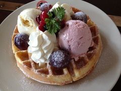 莓果松饼上葡萄很不美-漫咖啡MAANCOFFEE(清江路店)