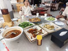 -壹阁胡羊焖饼(特色小吃街店)