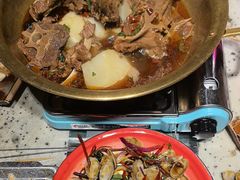 -破瓦寒窑·地摊烤羊排