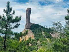 -磬锤峰森林公园