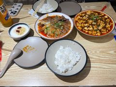 -叁煨蹄花·下饭盐帮菜(人民广场店)