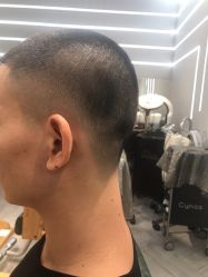 -苏豪路易士·嘉玛发廊
