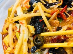 -红鼻子桂林米粉(金唐新光界店)