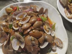 -亚龙湾8号(丁村万人海鲜广场店)