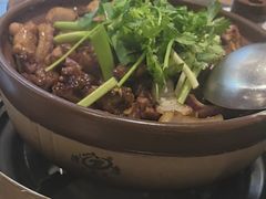 -胡须佬鸡煲四季火锅店(石厦西村直营店)