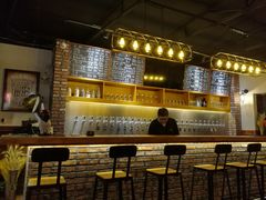 -麦落精酿啤酒餐吧(先农大院店)