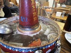 -毛辣果·贵州红酸汤牛肉火锅(西单店)