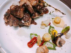 -春树下·树屋花房西餐厅(罍街AS1980店)